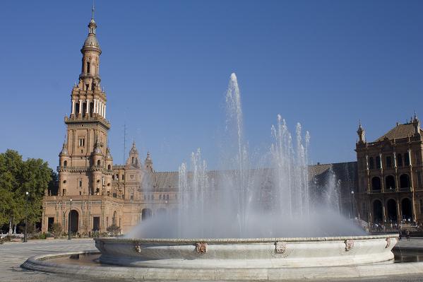 фонтан площадь Испании в Севилье
