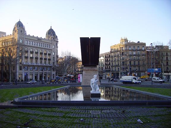 Каталонская площадь в Барселоне