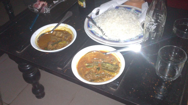 Кухня Шри-Ланки, рис и карри (курица, рыба)